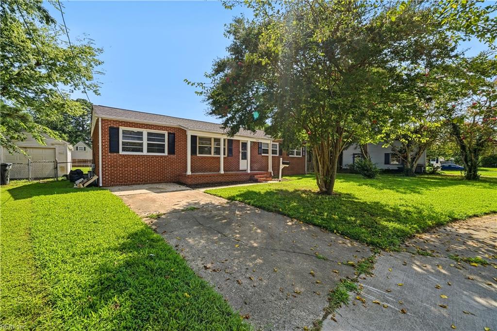 502 Regina Ct Property Photo 2