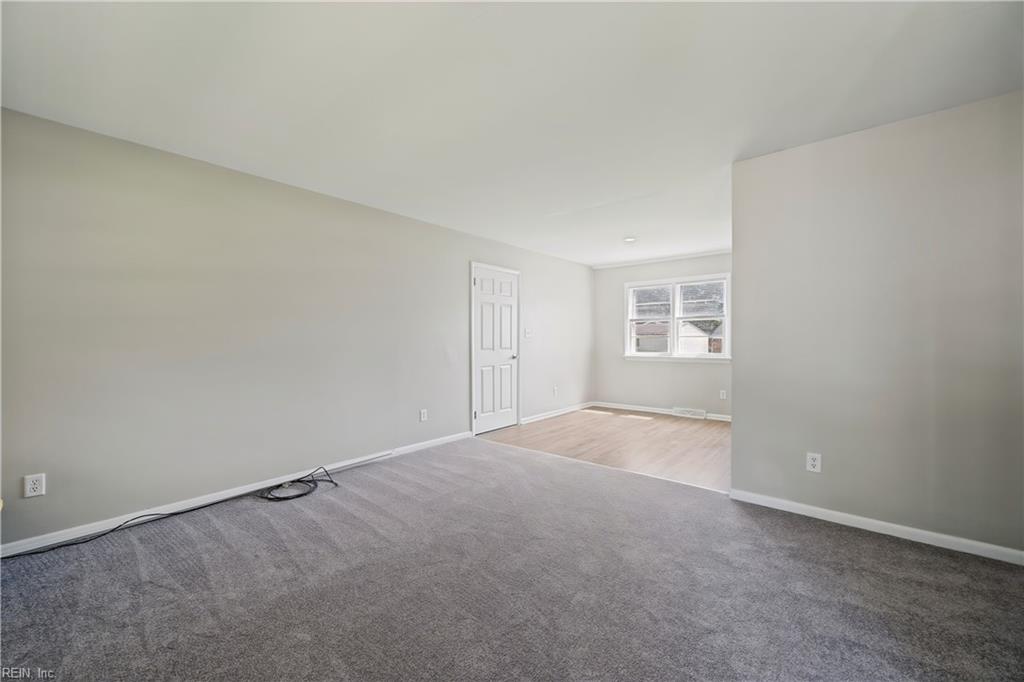 502 Regina Ct Property Photo 11