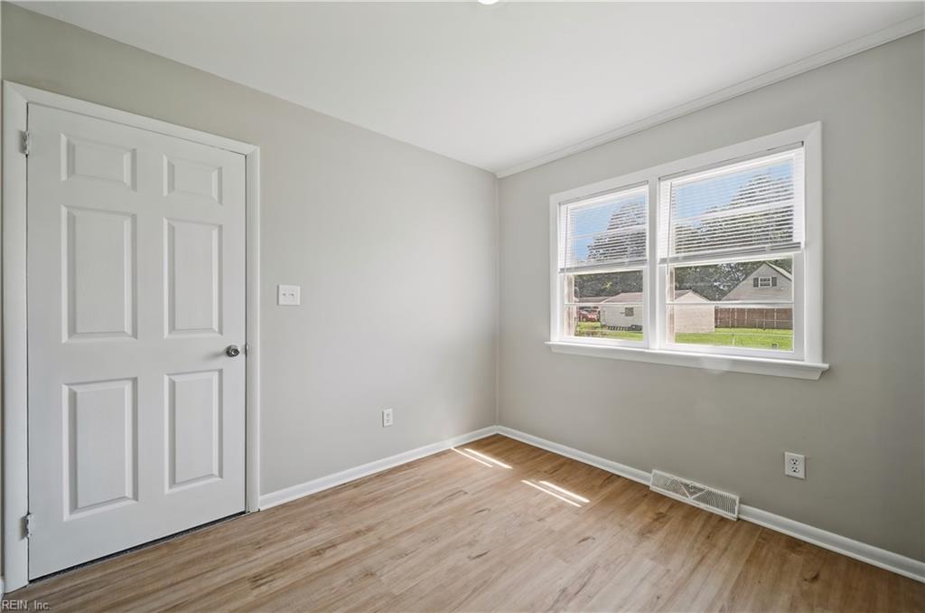 502 Regina Ct Property Photo 13