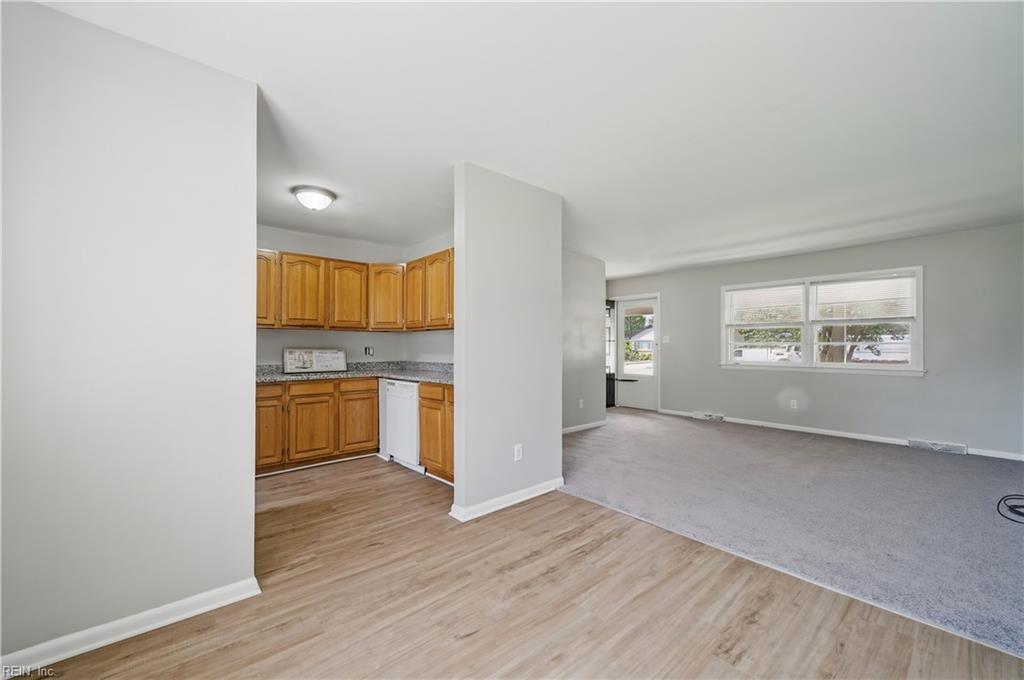 502 Regina Ct Property Photo 15