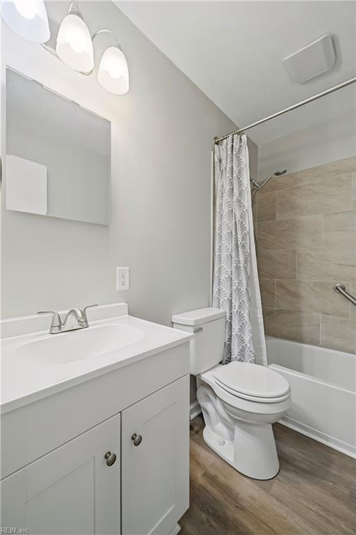 502 Regina Ct Property Photo 19