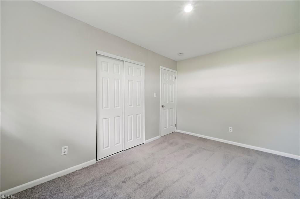 502 Regina Ct Property Photo 26