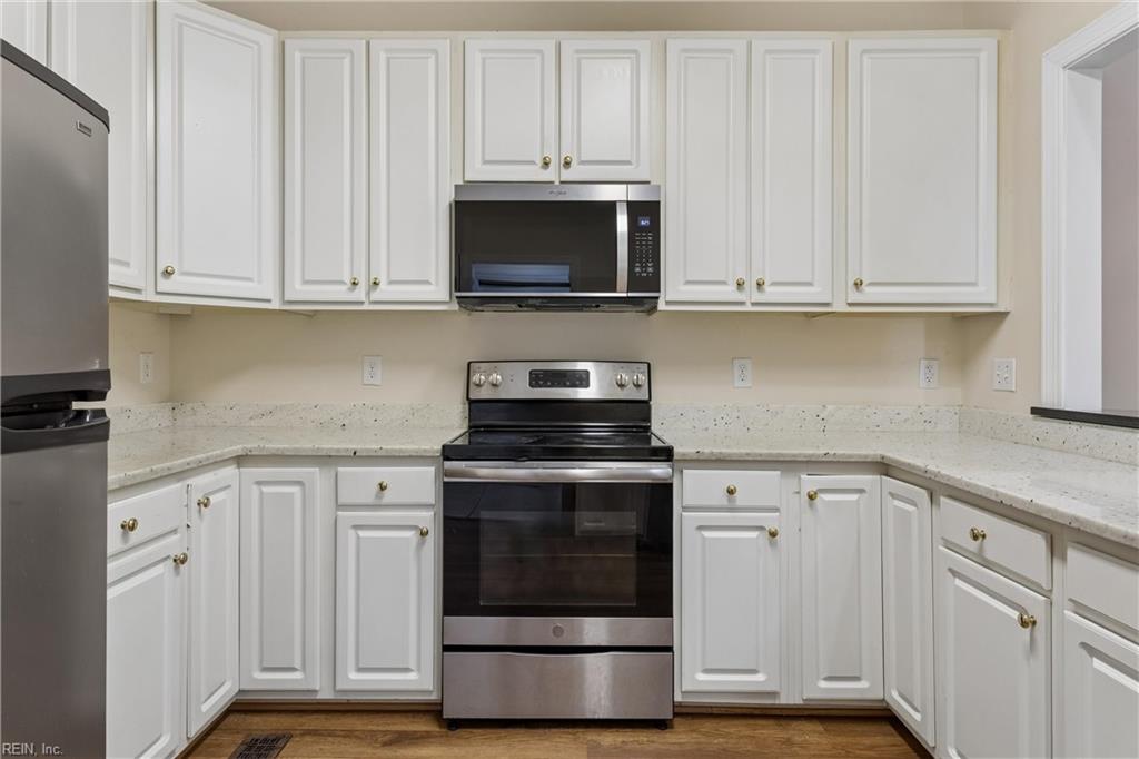 116 Brockton Ct Property Photo 15