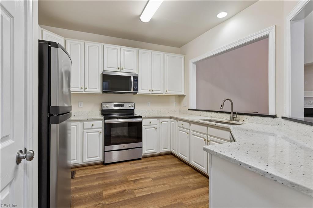 116 Brockton Ct Property Photo 16