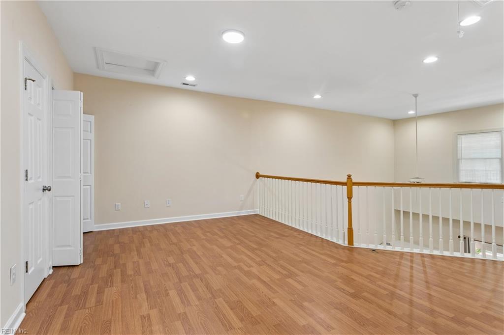 116 Brockton Ct Property Photo 21