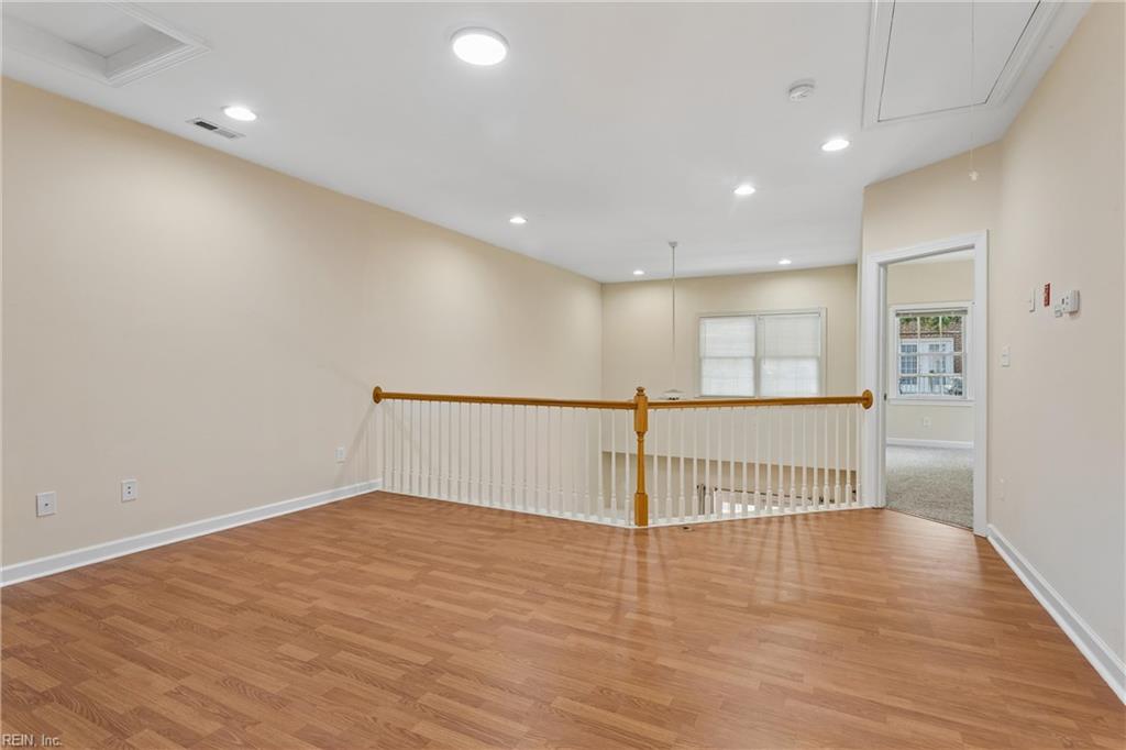 116 Brockton Ct Property Photo 22