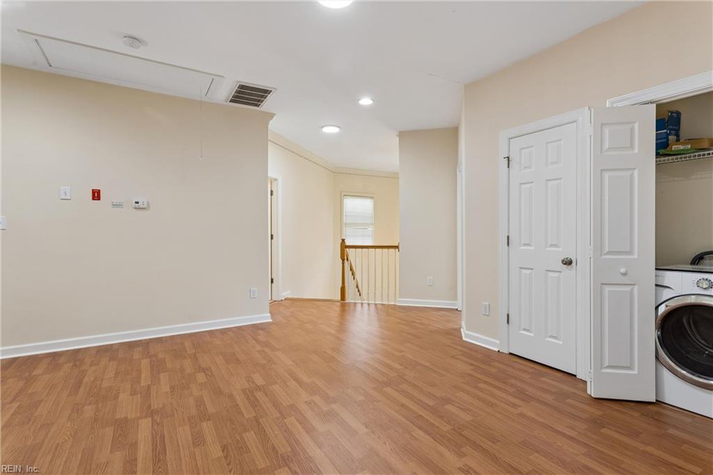 116 Brockton Ct Property Photo 23