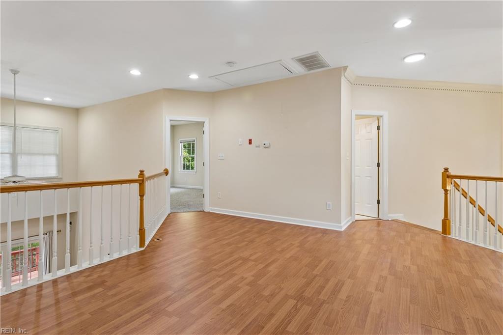 116 Brockton Ct Property Photo 24