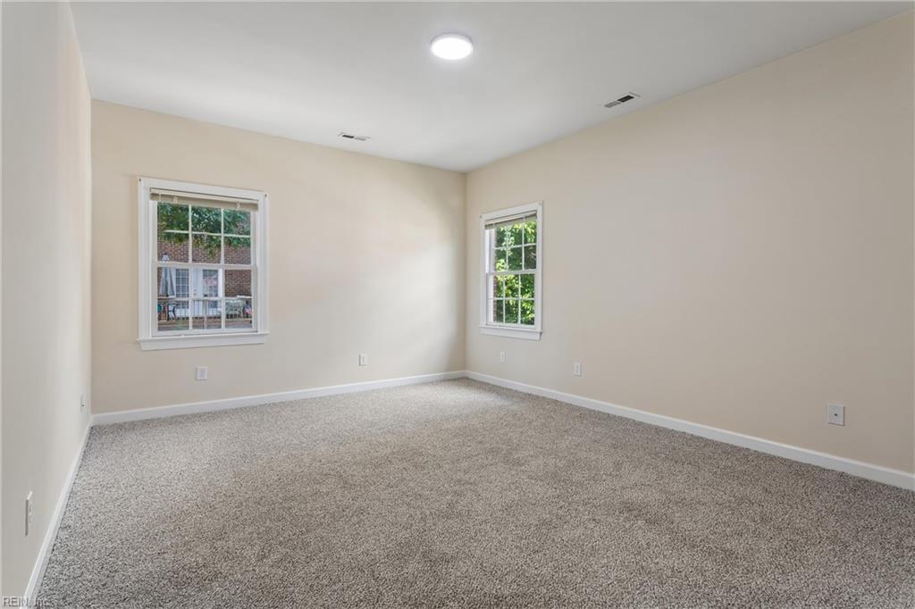 116 Brockton Ct Property Photo 37