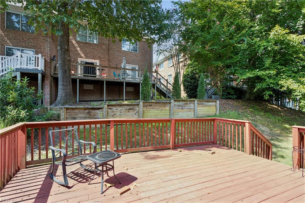116 Brockton Ct Property Photo 44