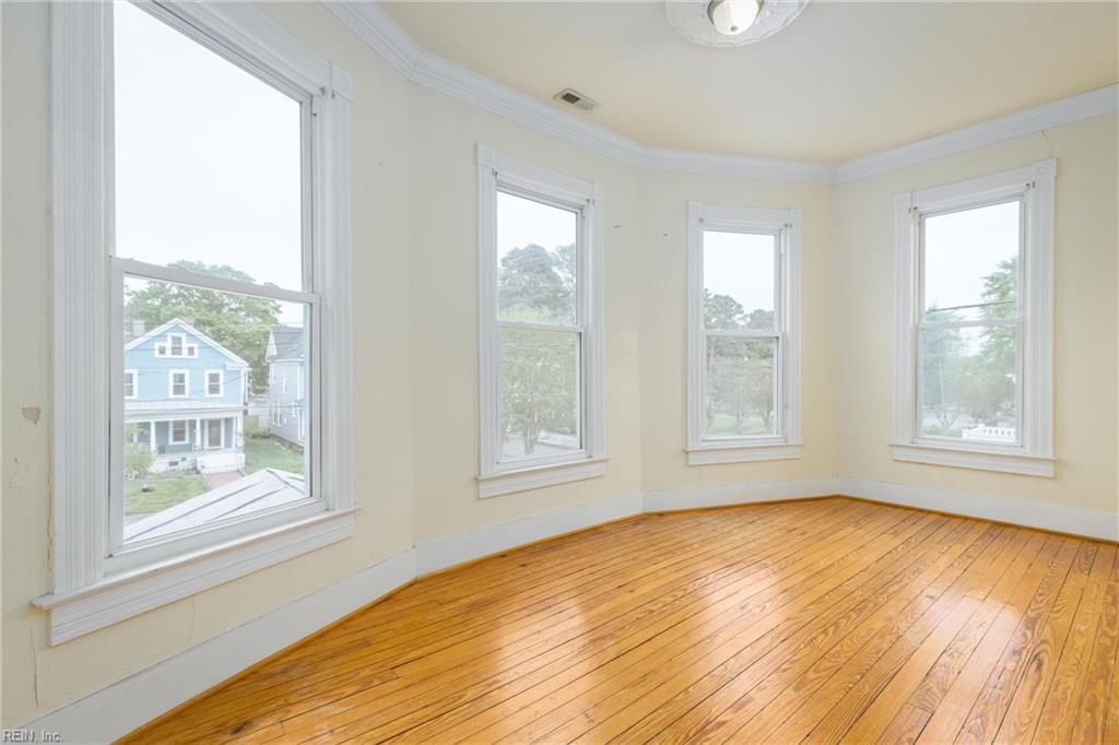 207 S Broad St Property Photo 29