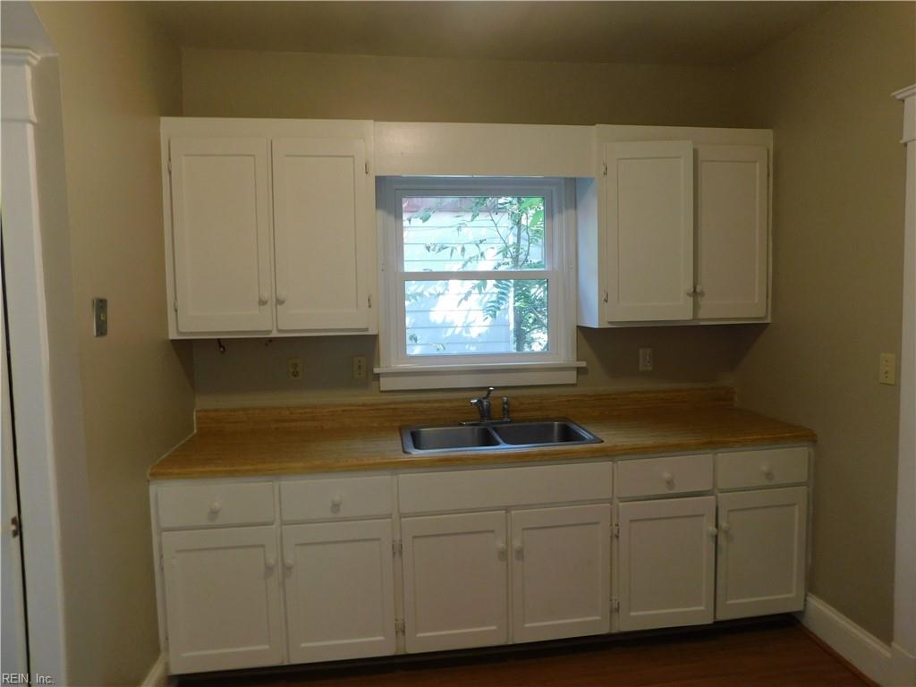 401 Forrest Ave Property Photo 9