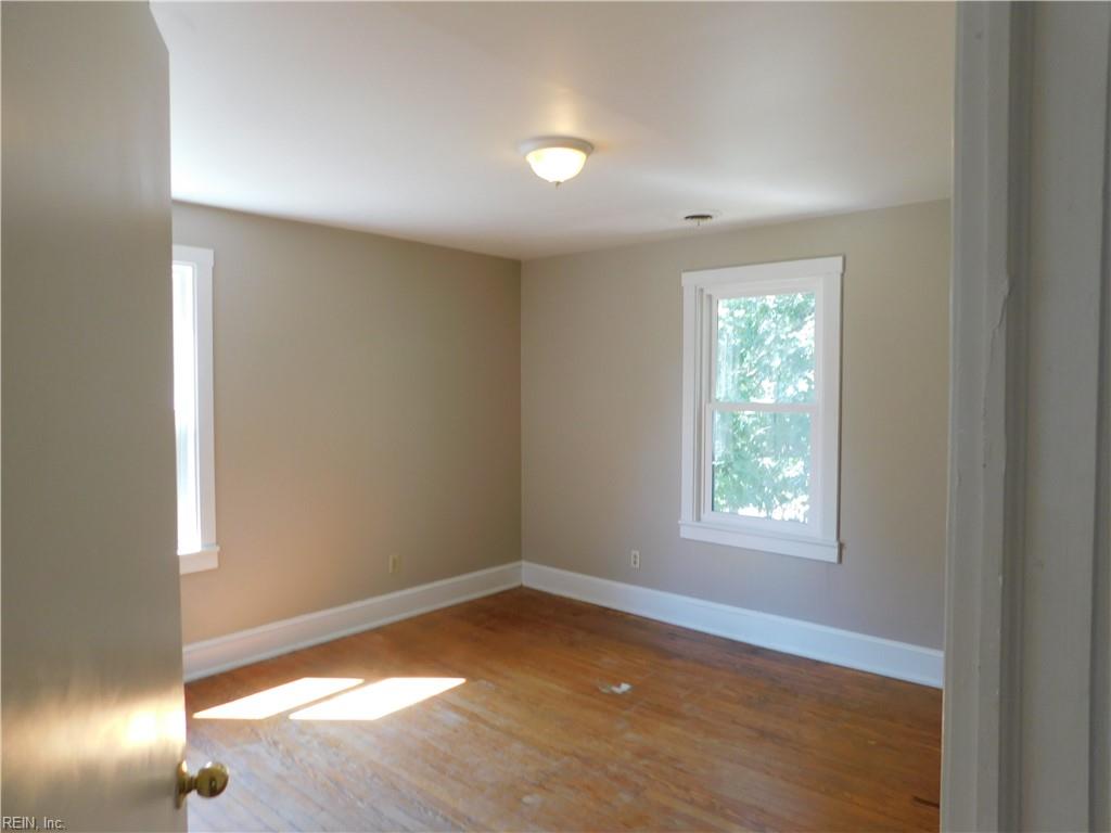 401 Forrest Ave Property Photo 20