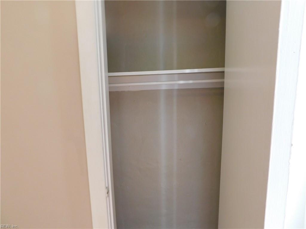 401 Forrest Ave Property Photo 23