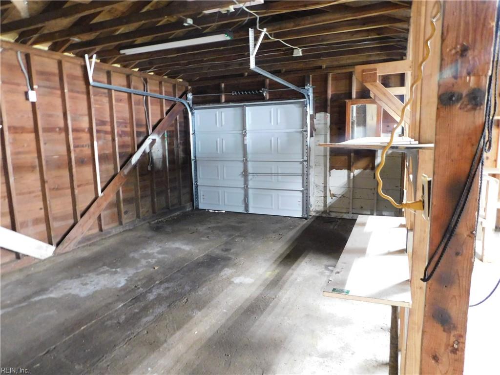 401 Forrest Ave Property Photo 38
