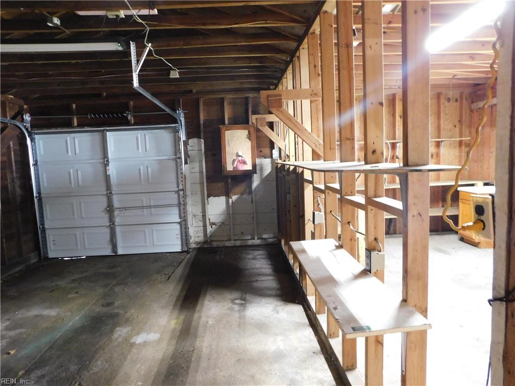 401 Forrest Ave Property Photo 39