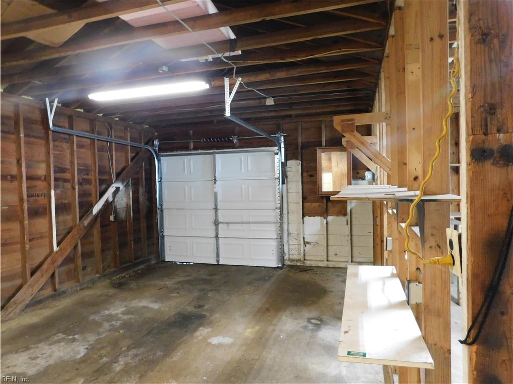 401 Forrest Ave Property Photo 42