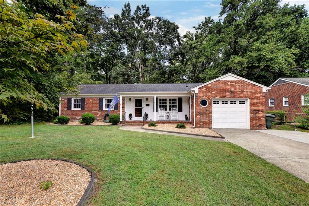 103 Terrell Rd Property Photo 3