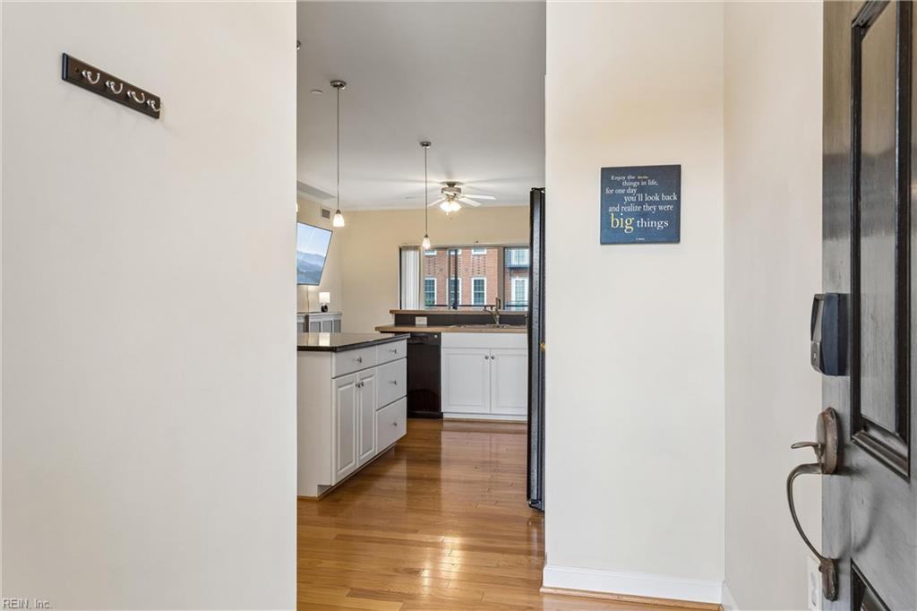 230 Nat Turner Blvd Property Photo 5