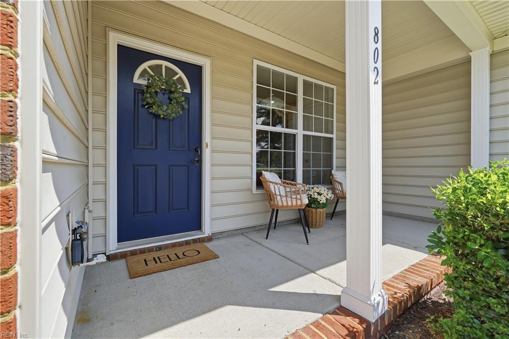 802 Devereaux Dr Property Photo 3