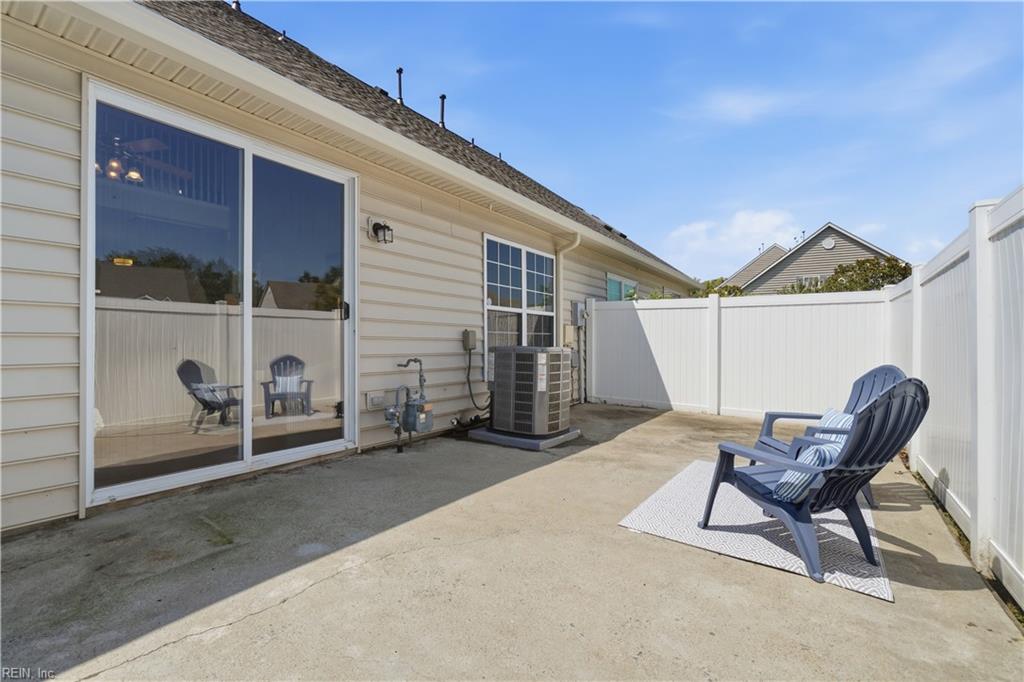 802 Devereaux Dr Property Photo 32