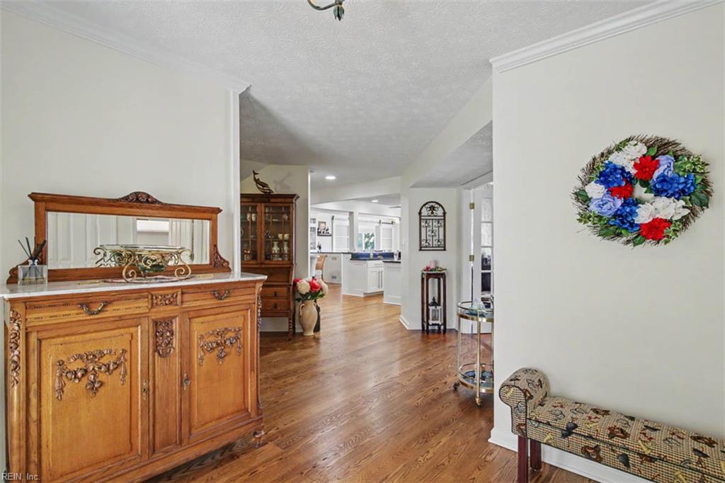 70 Old Meribeth Rd Property Photo 5