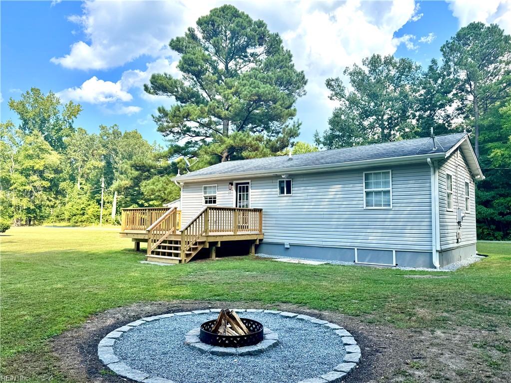 2019 Airport Rd Property Photo 3
