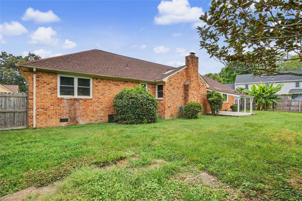 904 Stockbridge Dr Property Photo 40