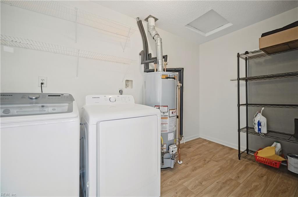 952 Gas Light Ln Property Photo 31