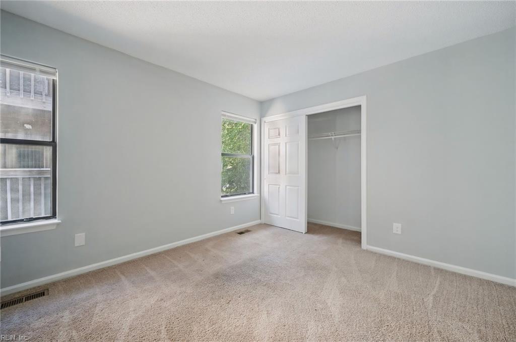 8576 Chesapeake Blvd Property Photo 21