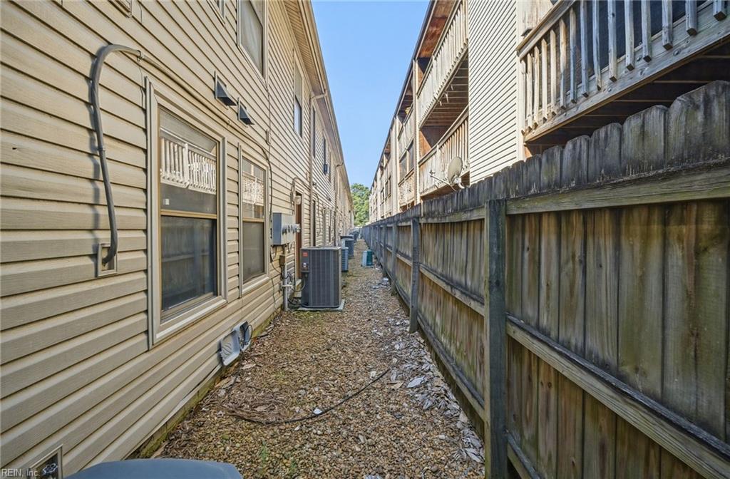 8576 Chesapeake Blvd Property Photo 30
