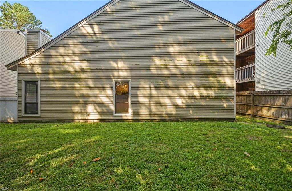 8576 Chesapeake Blvd Property Photo 31