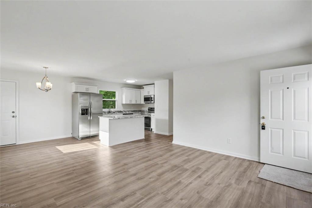 1115 77th St Property Photo 7