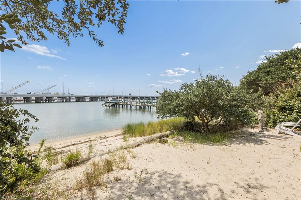 937 Little Bay Ave Property Photo 27
