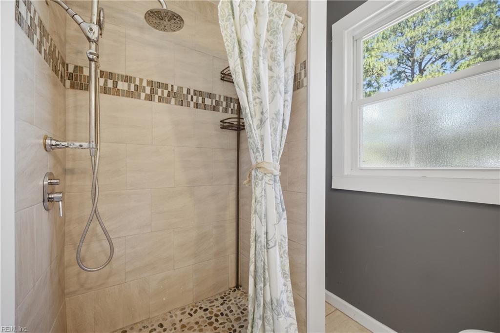 4201 Winchester Dr Property Photo 24