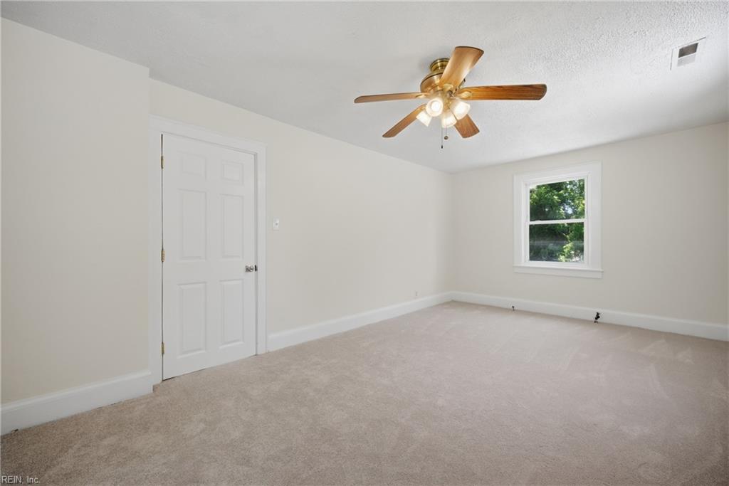 4201 Winchester Dr Property Photo 27