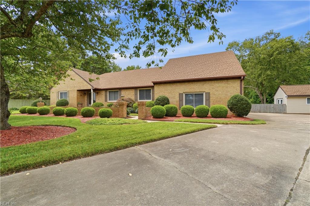 4724 Woodwind WAY