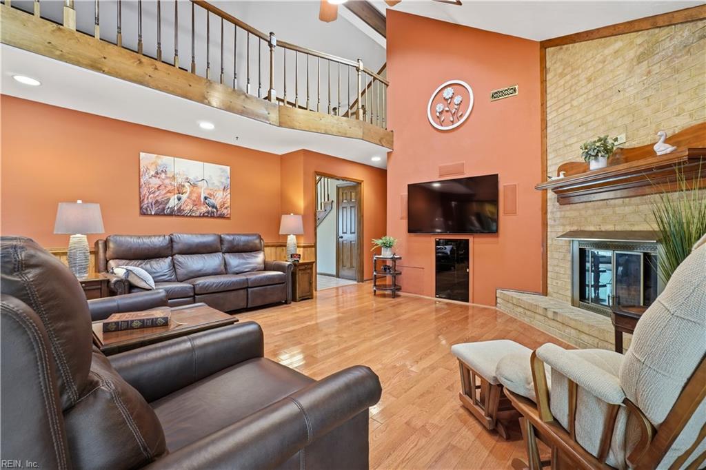 4724 Woodwind Way Property Photo 8