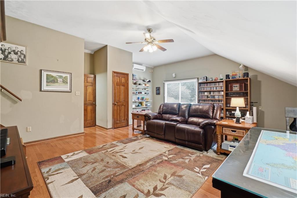 4724 Woodwind Way Property Photo 25