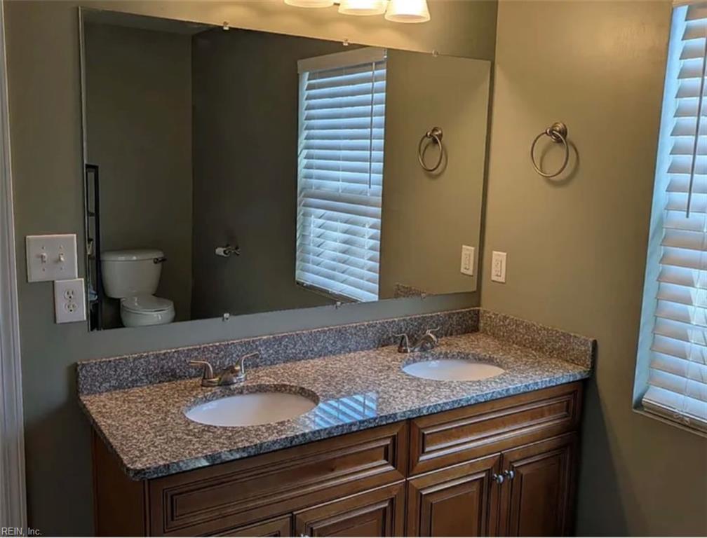 3672 Hyde Cir Property Photo 5