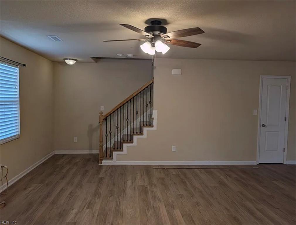 3672 Hyde Cir Property Photo 8