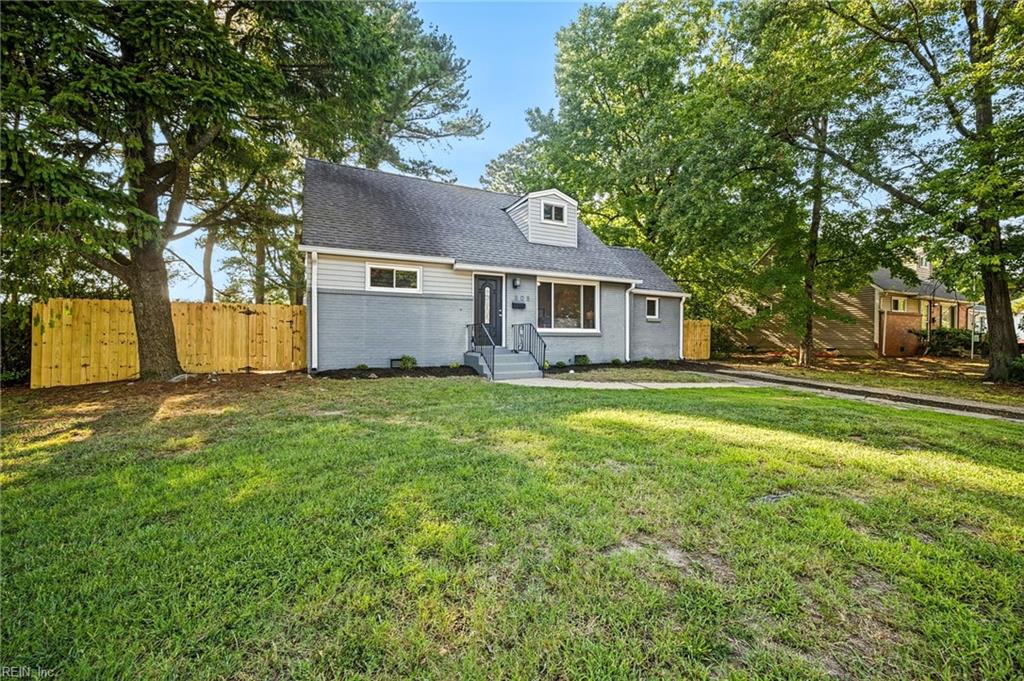 805 Aragona Blvd Property Photo 1