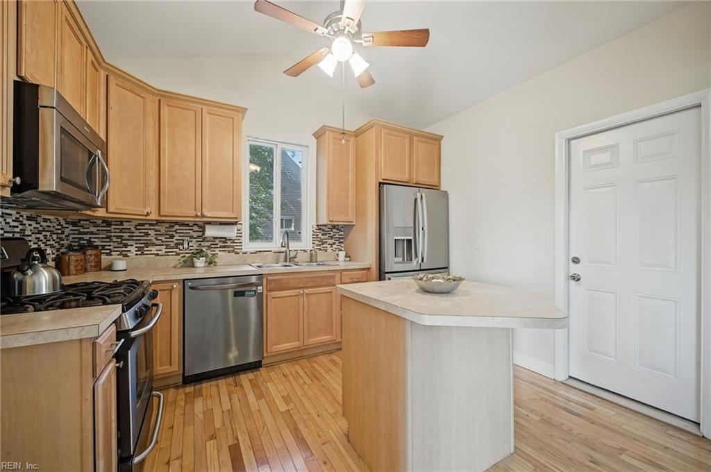 805 Aragona Blvd Property Photo 12