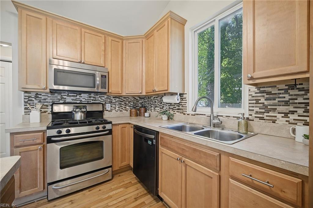 805 Aragona Blvd Property Photo 14