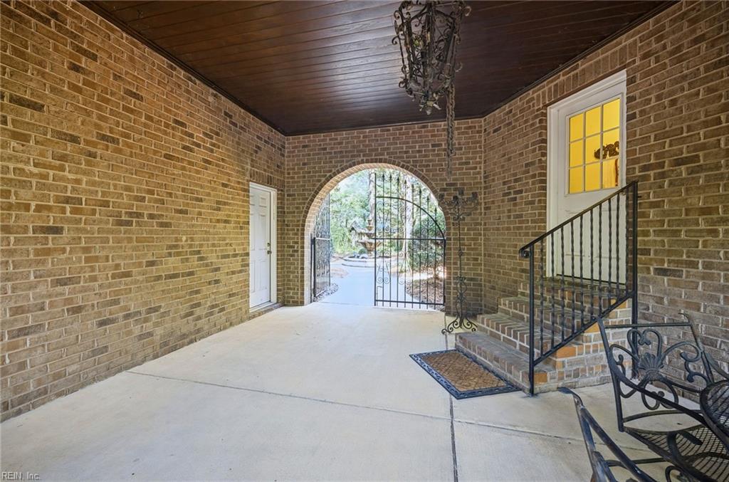 2530 Entrada Dr Property Photo 43