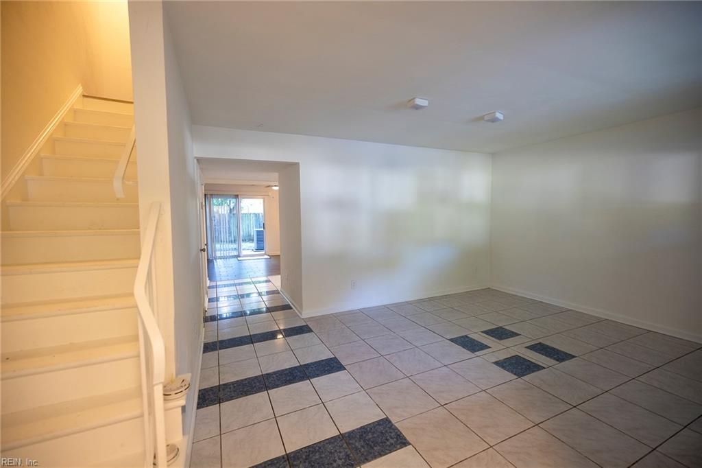3355 Lakecrest Rd Property Photo 4
