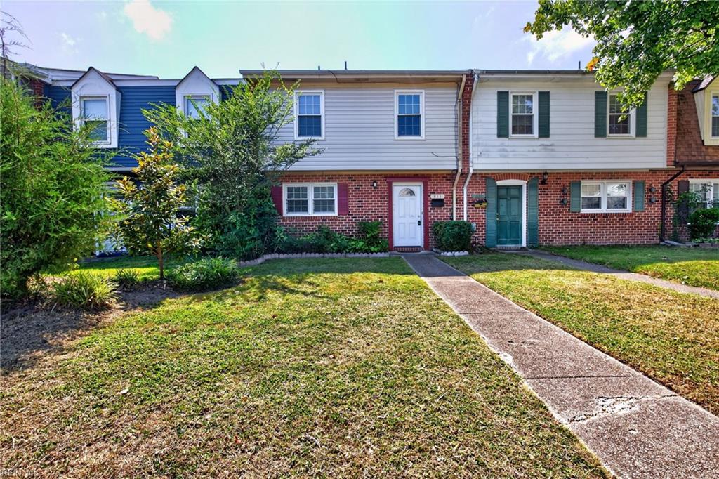 833 Windom Pl Property Photo 1