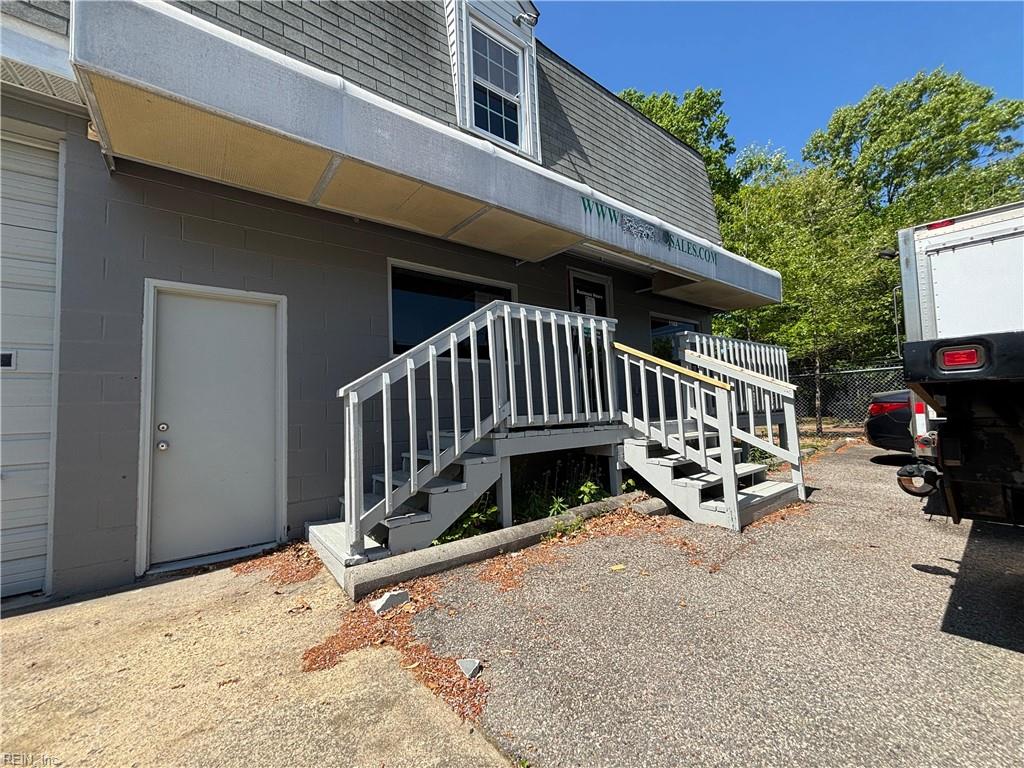 11021 Jefferson Ave Property Photo 6