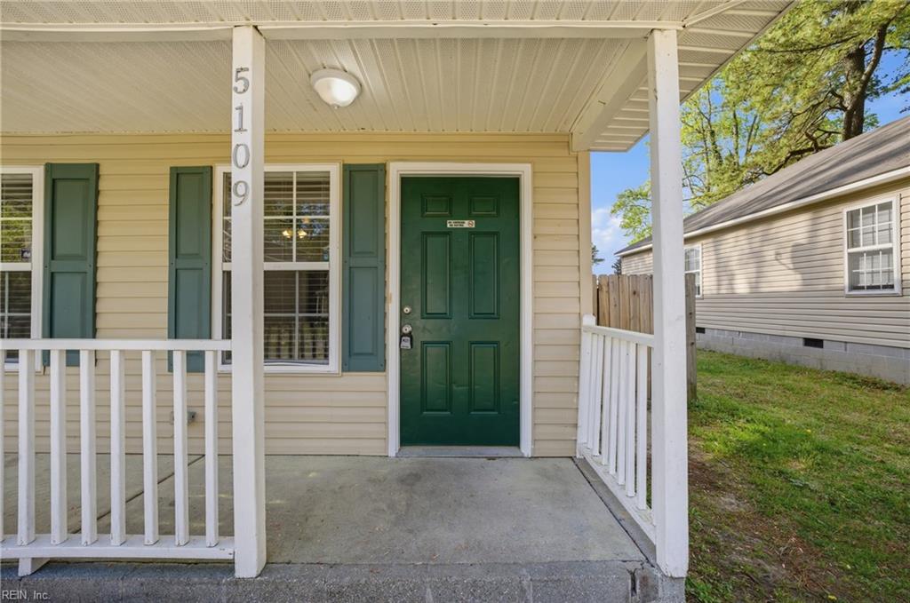 5109 James St Property Photo 7