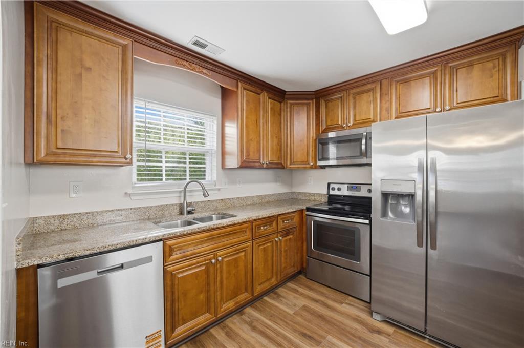 5109 James St Property Photo 14